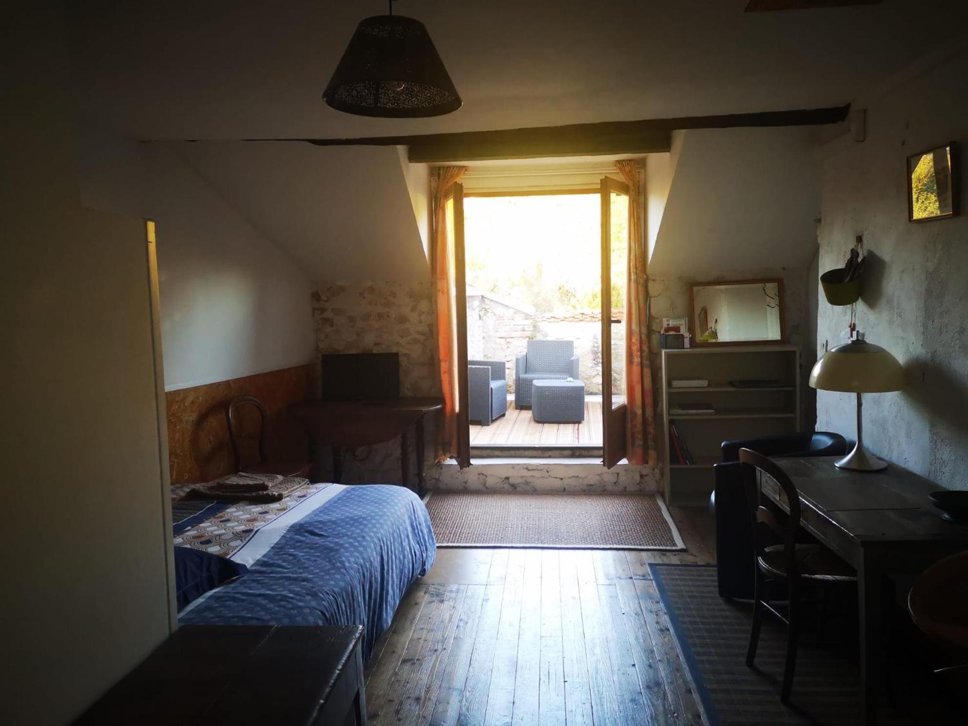 Chambres Avec Salle De Bains Et Cuisine En Centre Ville Argenton Sur Creuse Luaran gambar