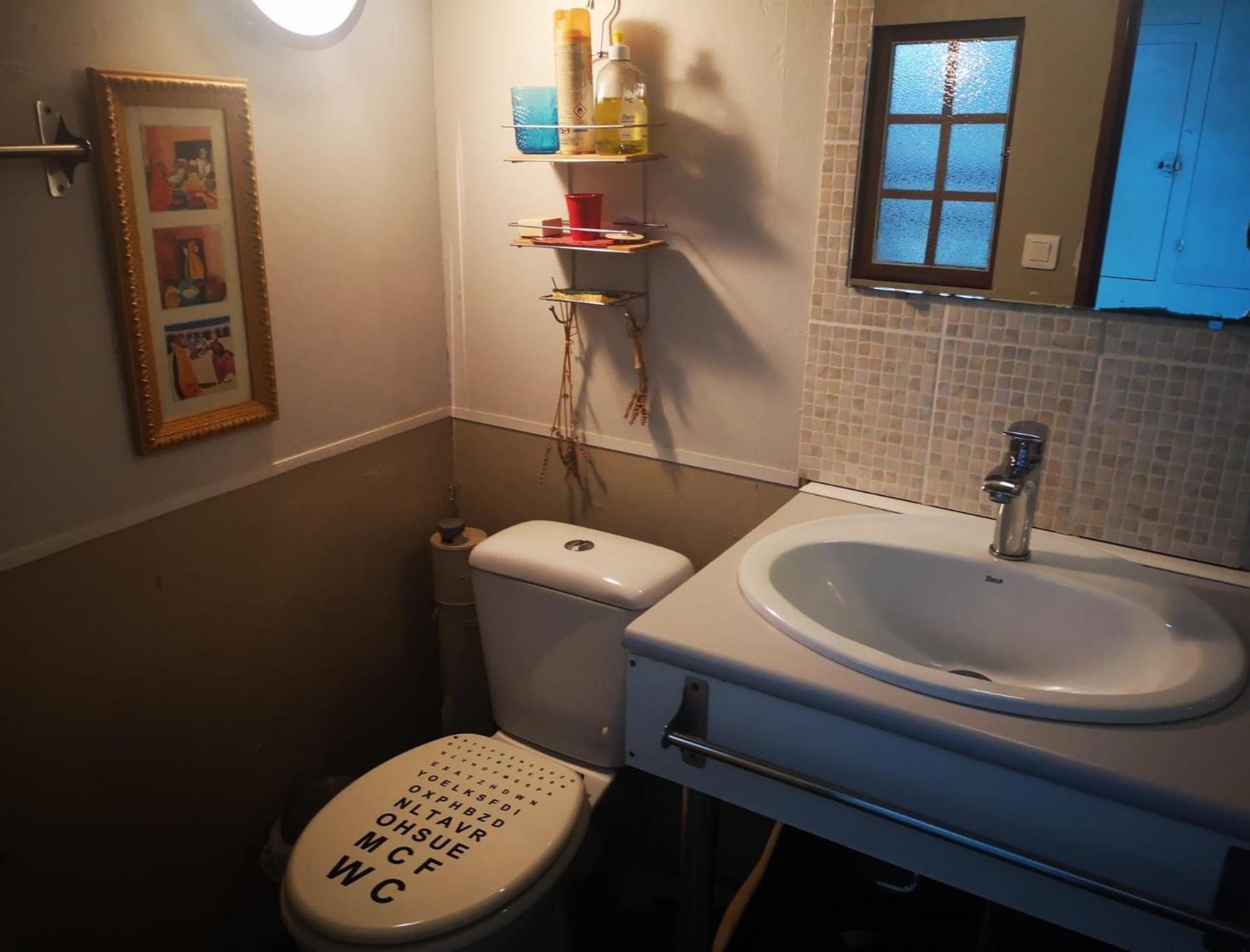 Chambres Avec Salle De Bains Et Cuisine En Centre Ville Argenton Sur Creuse Luaran gambar